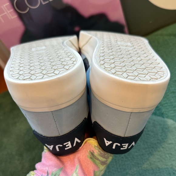 Veja NEARLY NEW Campo special edition nubuck steel náutico leather low top -8 - Picture 15 of 16